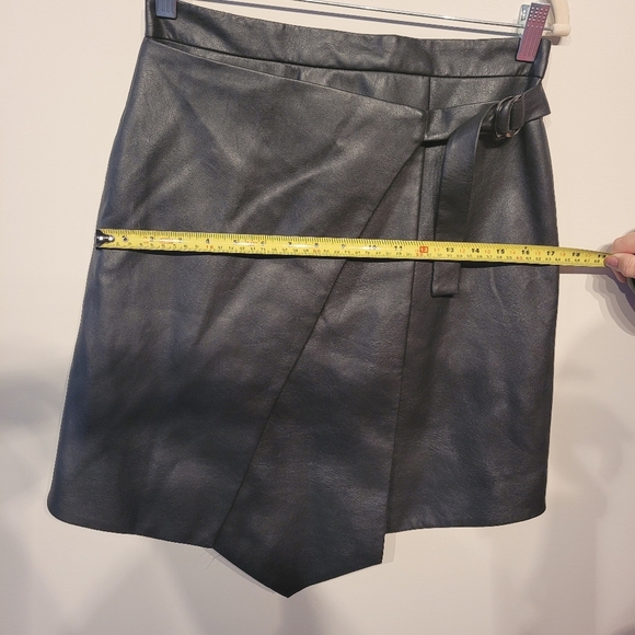 Skirt - Picture 5 of 6